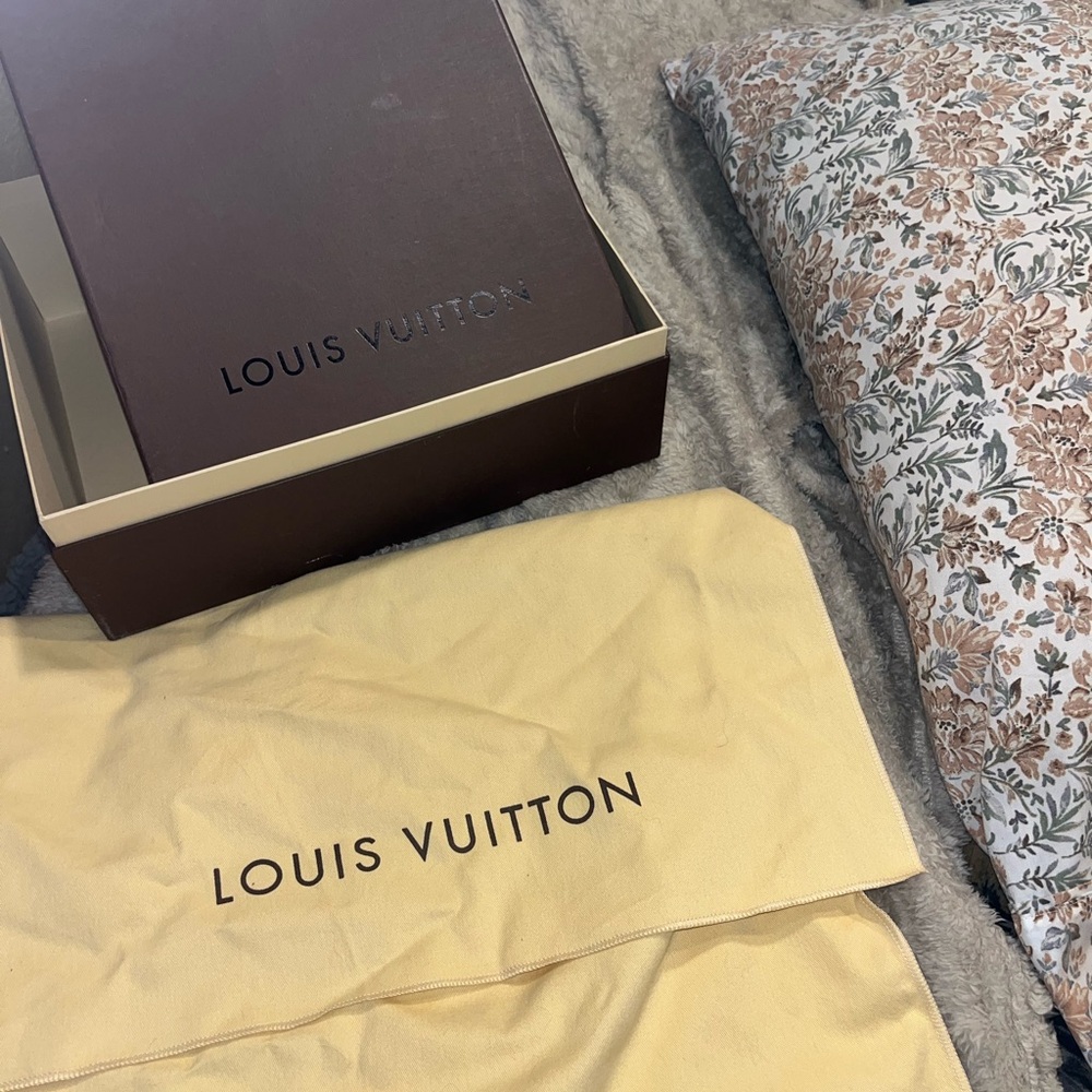 Louis Vuitton Brown Box with Cream Dust Bag